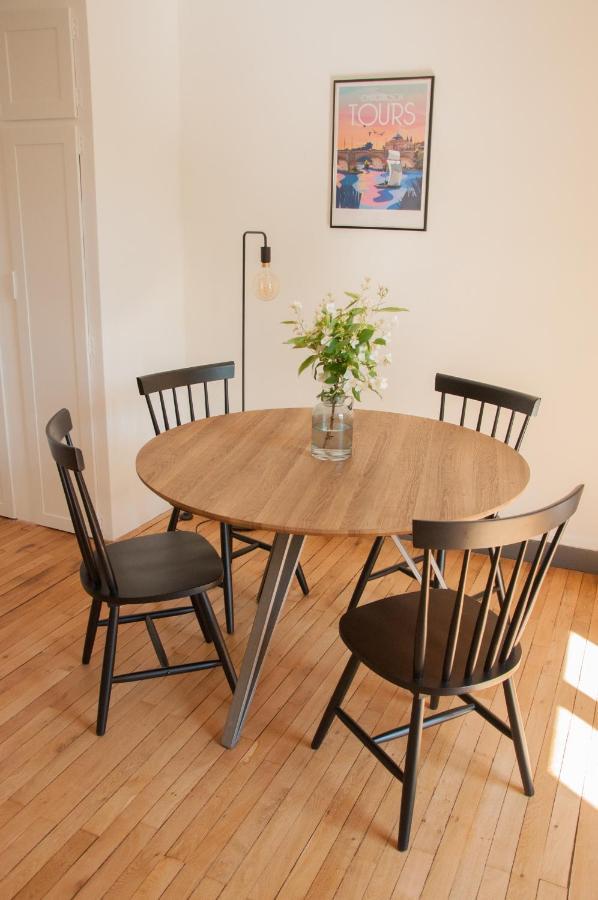 Bel Appartement Tours Centre 2 Chambres, 6 Pers "Pied-A-Tours" Εξωτερικό φωτογραφία